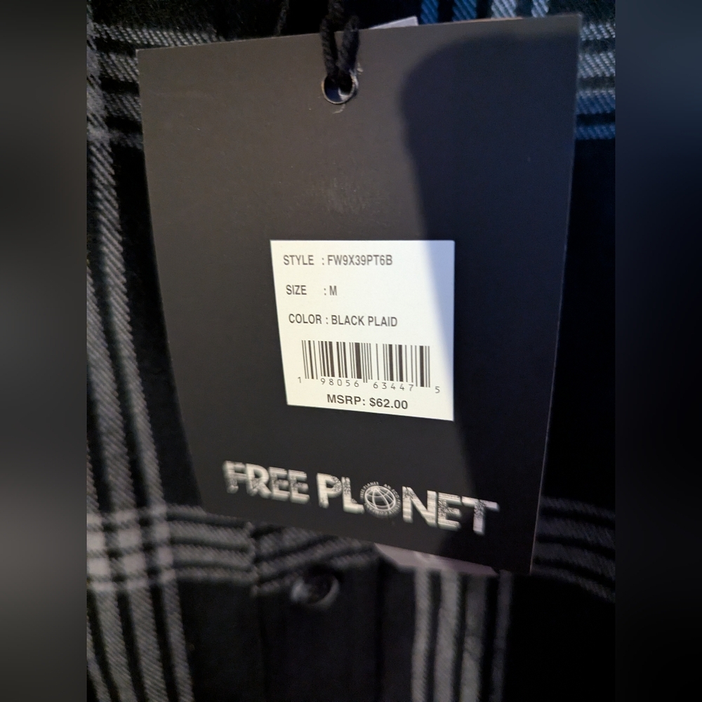 Free Planet Black and Gray Plaid Flannel Overshirt Men's Size M Long Sleeve - Picture 9 of 10